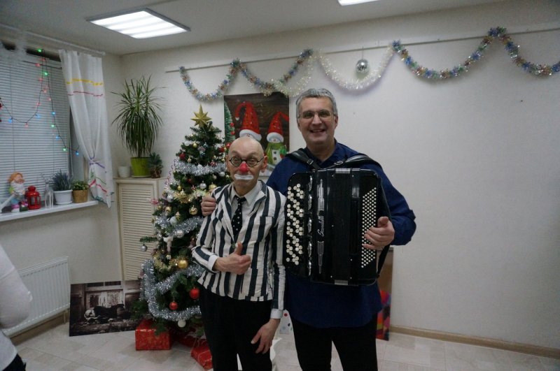Новогодний творческий вечер Анвара Либабова